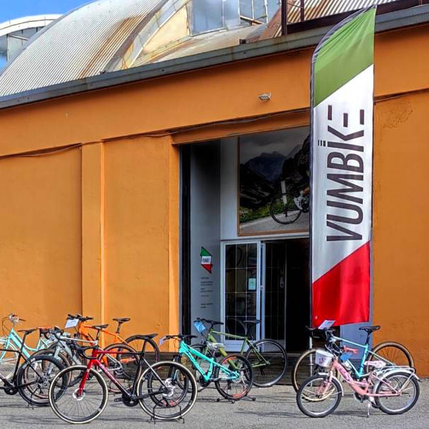 biciclette-artigianali-vumbike Vendita biciclette artigianali e personalizzate a Rovellasca in provincia di Como e comuni limitrofi.